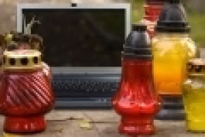 8f-smierc_w_sieci.jpg 8f-smierc_w_sieci.jpg