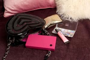 9a-nintendo_dsi_pink_bundle.jpg 9a-nintendo_dsi_pink_bundle.jpg