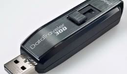 32-gigantyczny_pendrive_kingstone_a.jpg