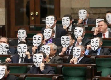 polish_anti-piracy_protest-580x374
